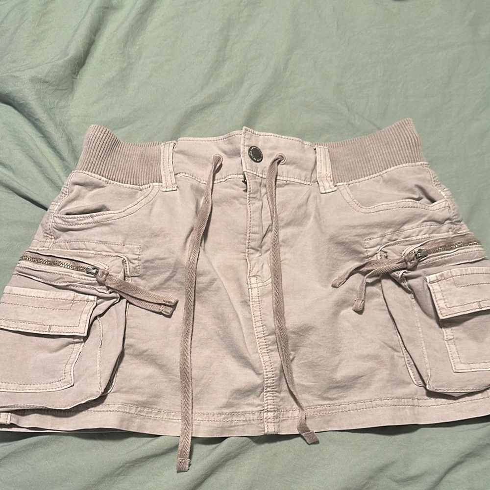 American Eagle Casual Tan Skirt with Pockets like new